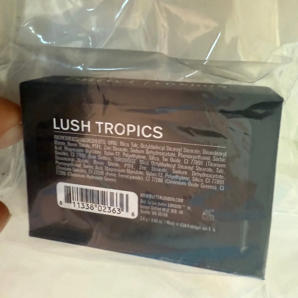 ❤️3/$25 butter LONDON Shadow Clutch Eye Shadow - Lush Tropics